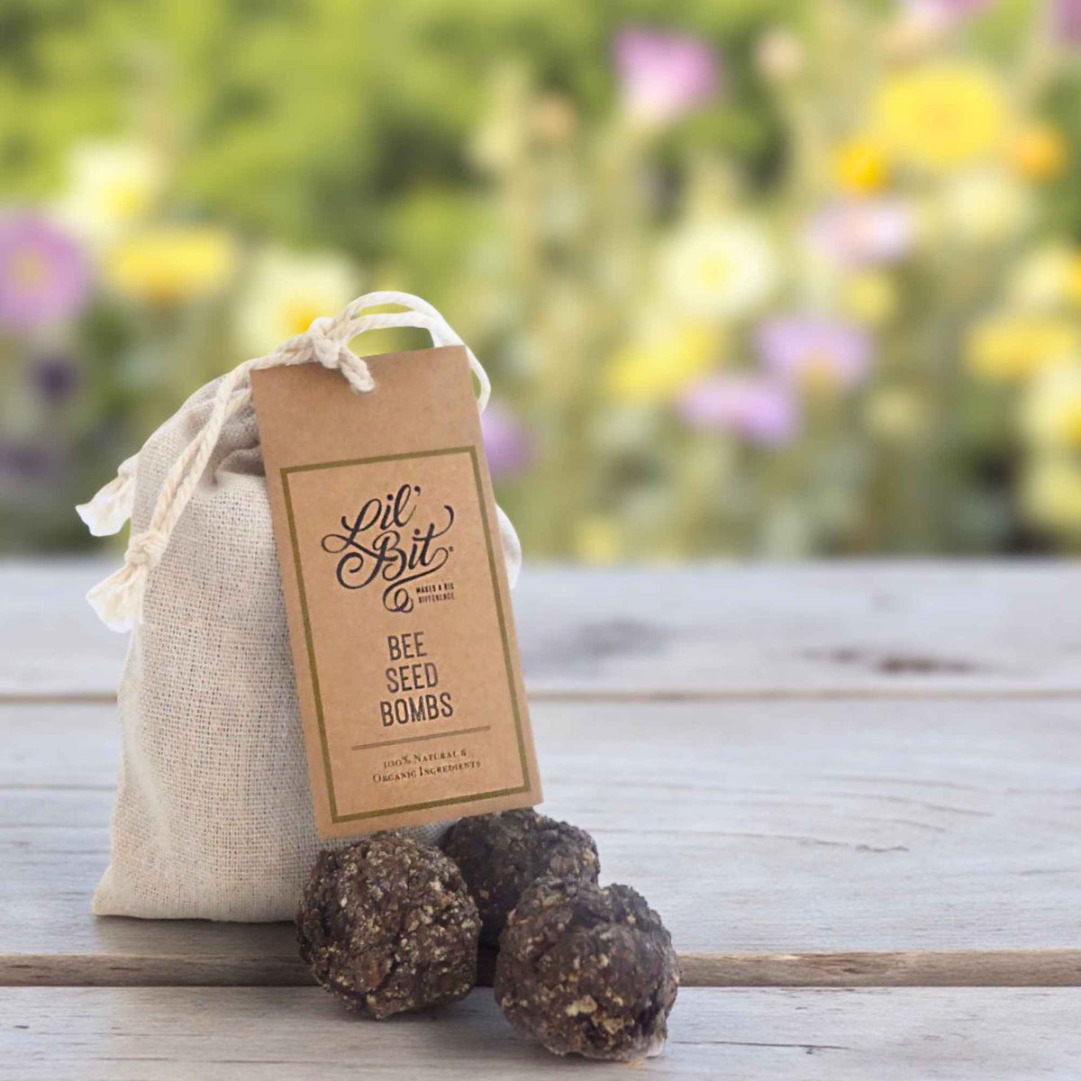 Organic Garden Lovers Gift Pack | Soap, Seeds & Repellent > Home & Garden > Garden Accessories > Gardening Gift Box - Minimalist Gardener