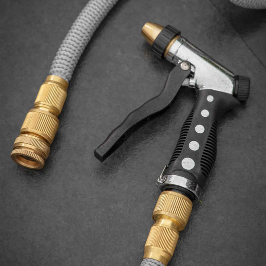 Expanding Garden Hose with Spray Gun | 15m Home & Garden > Watering > Garden Hose - Minimalist Gardener