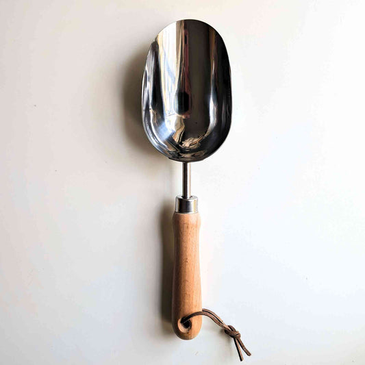 Hand Tool Garden Scoop Natural Home & Garden > Garden Tools > Hand Tools - Minimalist Gardener