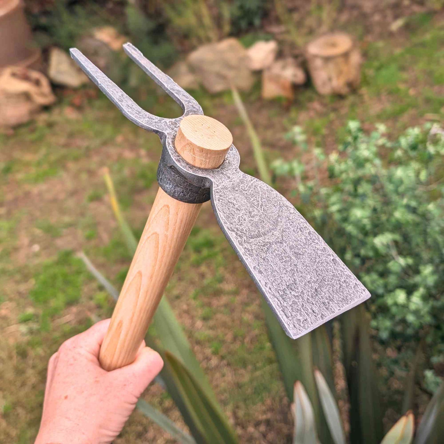 Krumpholz Hand-Forged Small Fork Hoe | 40cm Home & Garden > Garden Tools > Hand Tools - Minimalist Gardener