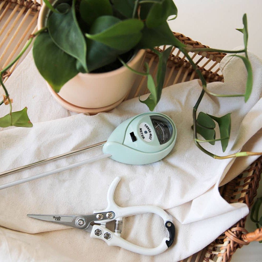 Pruning Shears White Home & Garden > Garden Tools > Shears - Minimalist Gardener