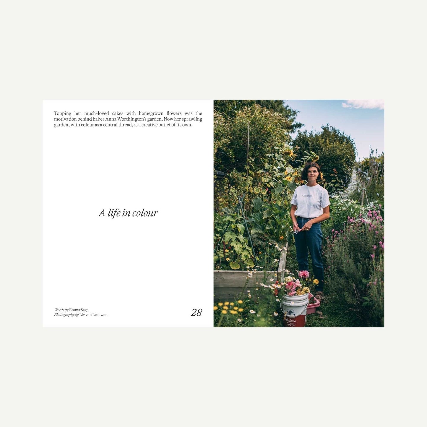 Sage Garden Journal Vol. 1 - For The Garden Curious Home & Garden > Gardening Gifts > Garden Journals - Minimalist Gardener