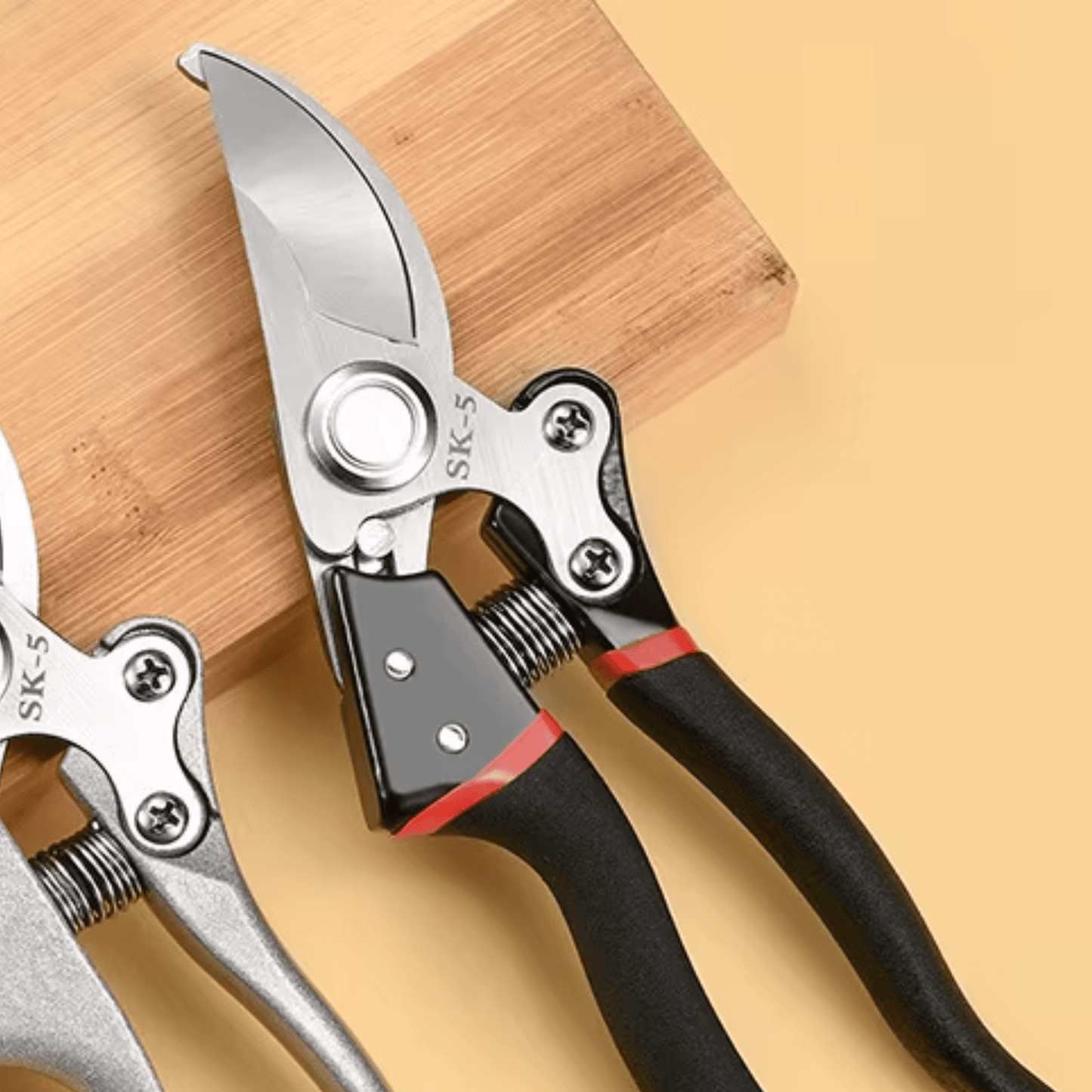 Steel - Blade Hand Pruner Home & Garden > Garden Tools > Gardening Tools - Minimalist Gardener