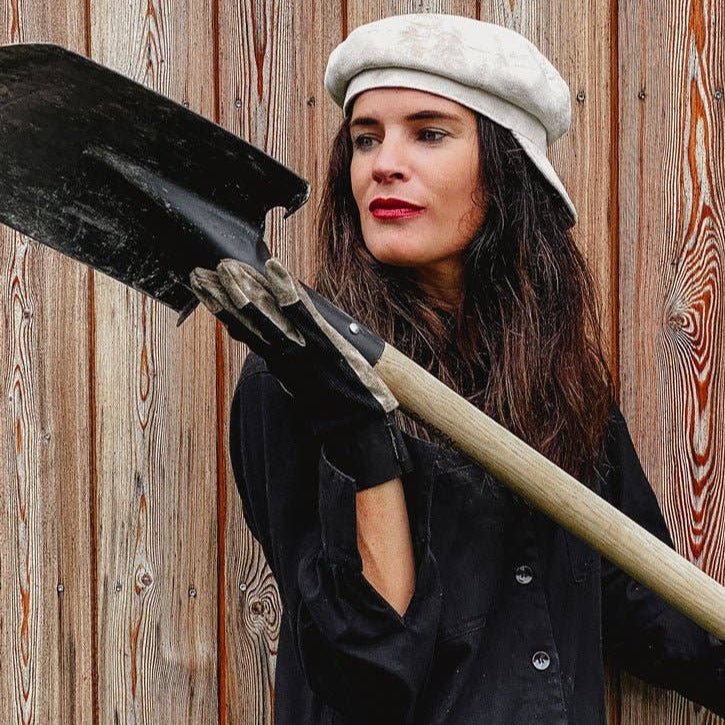 Swedish Deluxe Garden Spade Home & Garden > Garden Tools > Gardening Tools - Minimalist Gardener