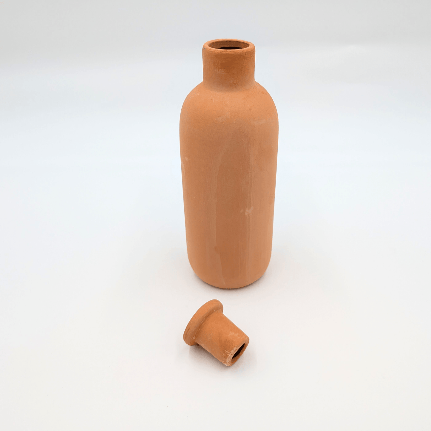 Terracotta Bottle Olla with Lid Home & Garden > Garden Accessories > Watering - Minimalist Gardener