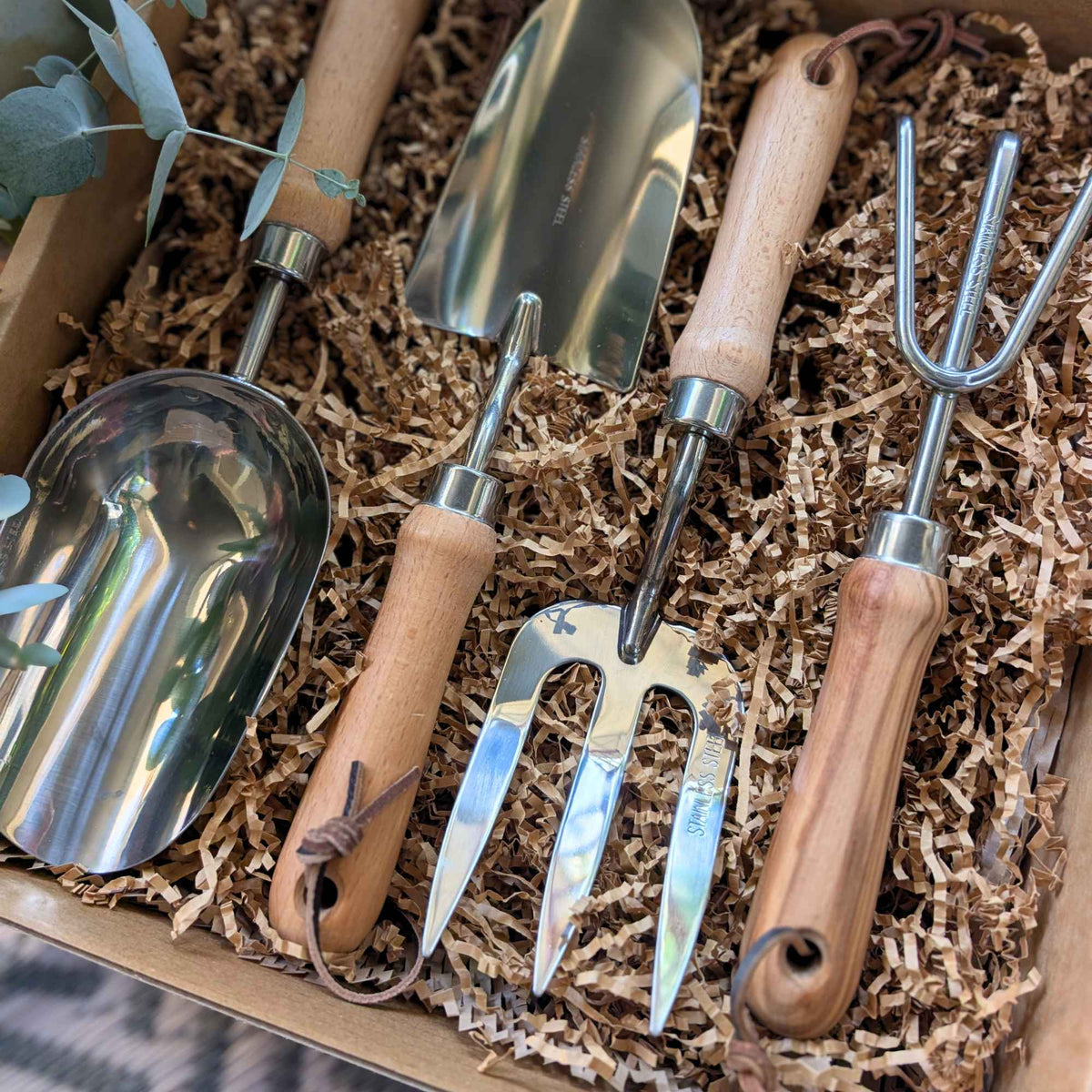 Four-Piece Garden Tool Set | Gift Boxed > Home & Garden > Garden Tools > Hand Tool Gardener Gift Set - Minimalist Gardener