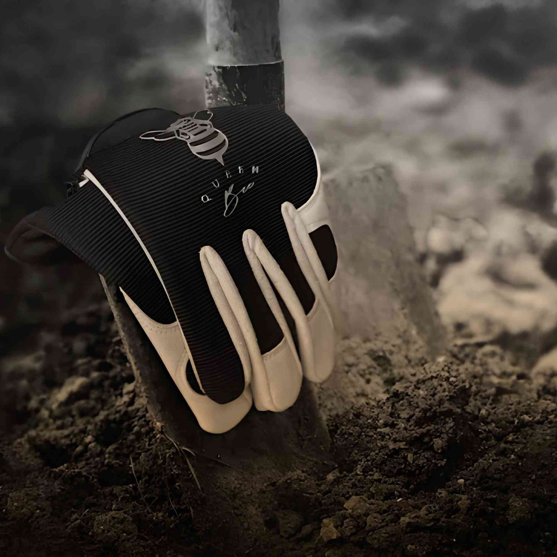 Queen Bee Leather Gardening Gloves Home & Garden > Garden Tools > Gardening Gloves - Minimalist Gardener