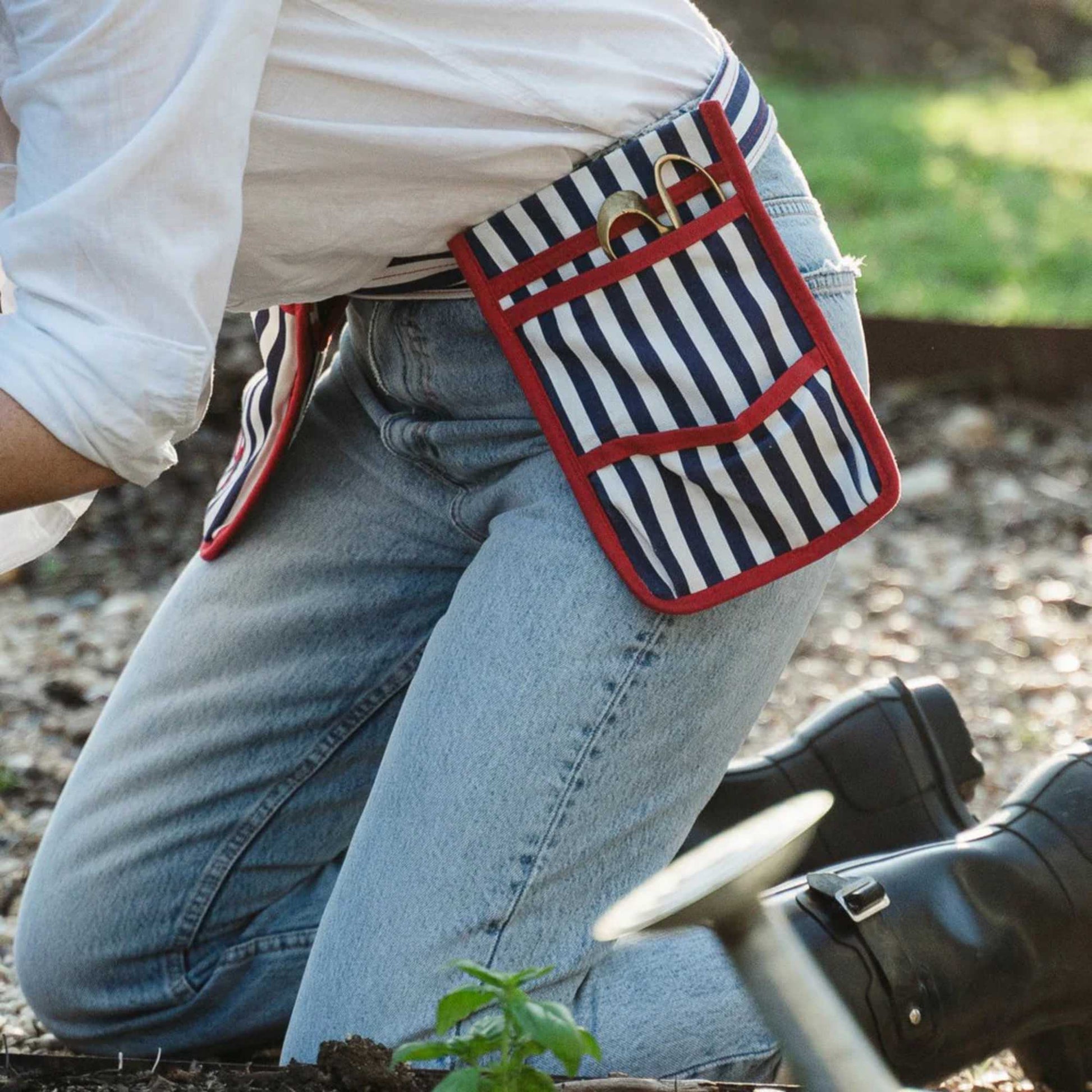 Le Sac Gardening Belt Navy Stripe Garden Organisation > Storage > Storage Bag - Minimalist Gardener