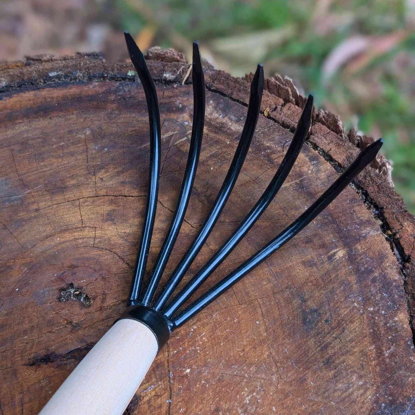 Asano Japanese Ninja Claw Rake & Cultivator Home & Garden > Garden Tools > Hand Tools - Minimalist Gardener