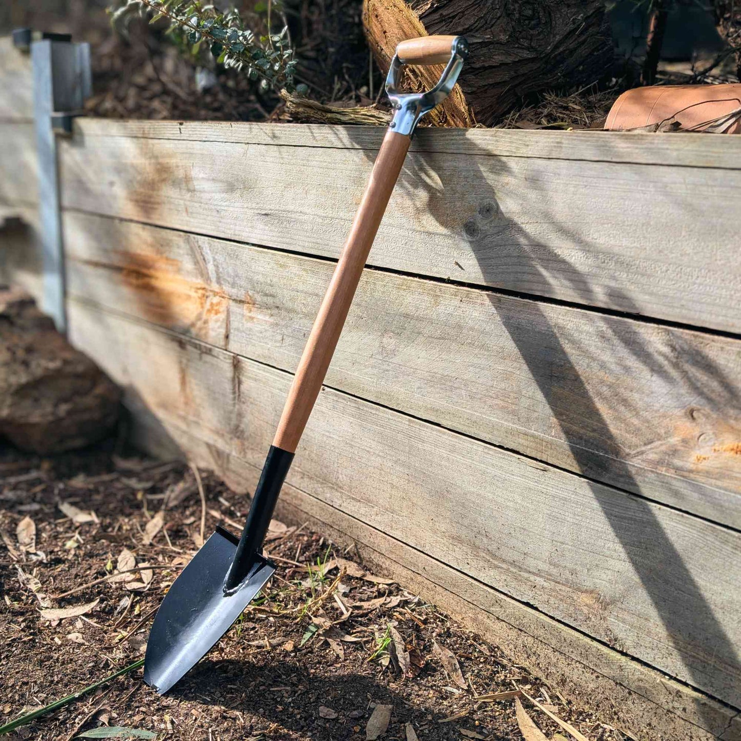 Australian Made D-Handle Planting Spade Home & Garden > Garden Tools > Gardening Tools - Minimalist Gardener