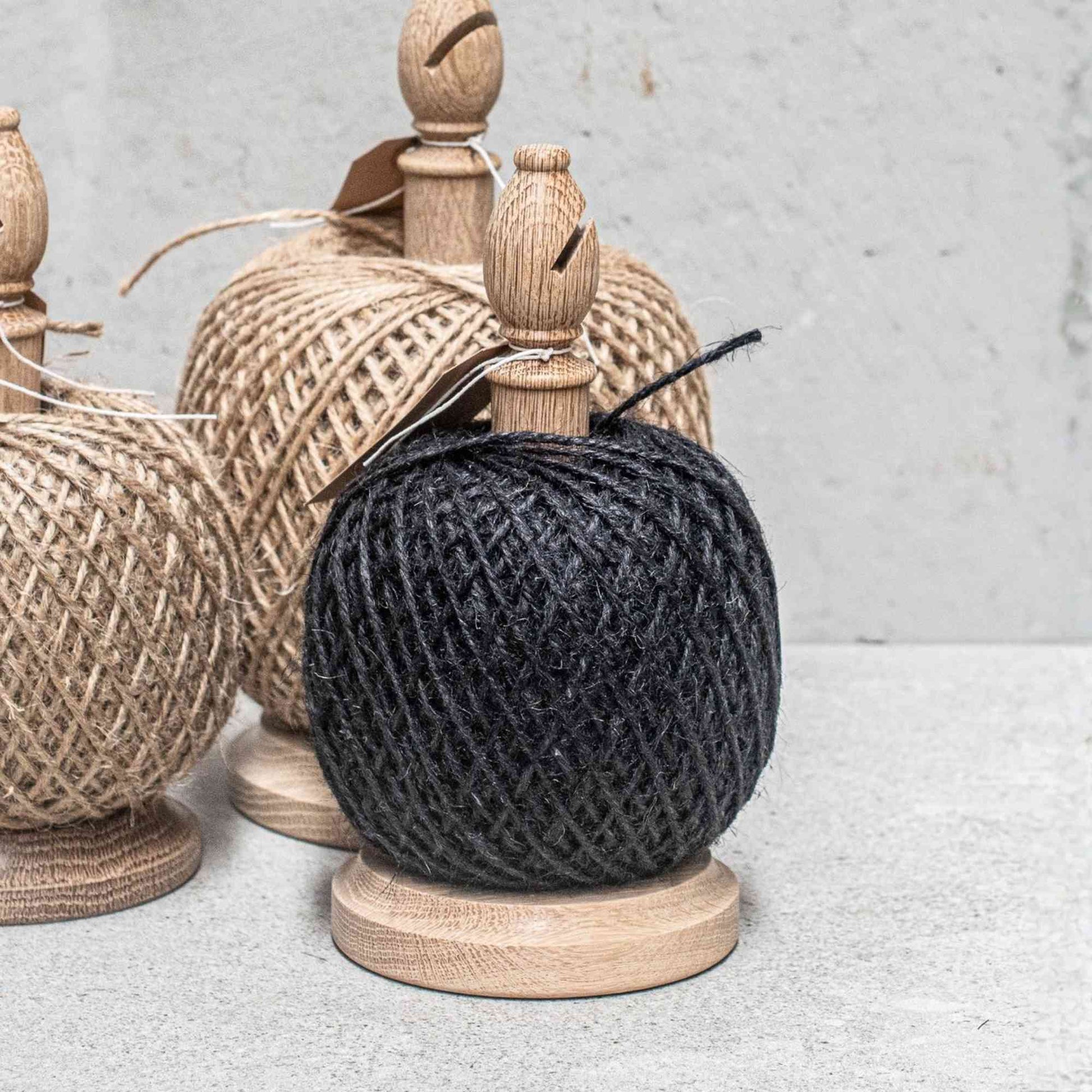 Black Twine Stand with Cutter | Natural Cord Dispenser Home & Garden > Garden Accessories > Organisation & Storage - Minimalist Gardener