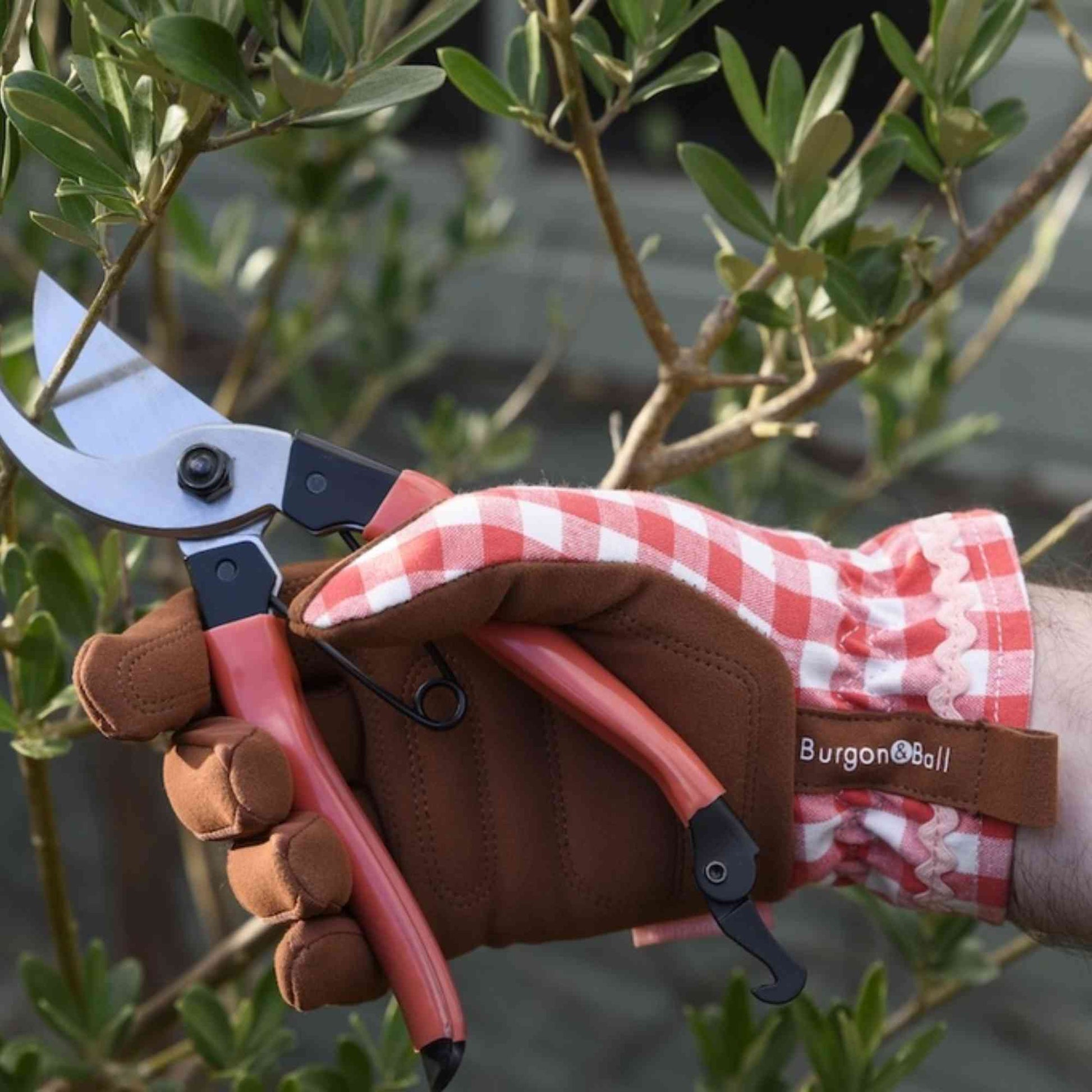 Burgon & Ball Collector Garden Gloves for Women | Red Check Home & Garden > Garden Tools > Gardening Gloves - Minimalist Gardener
