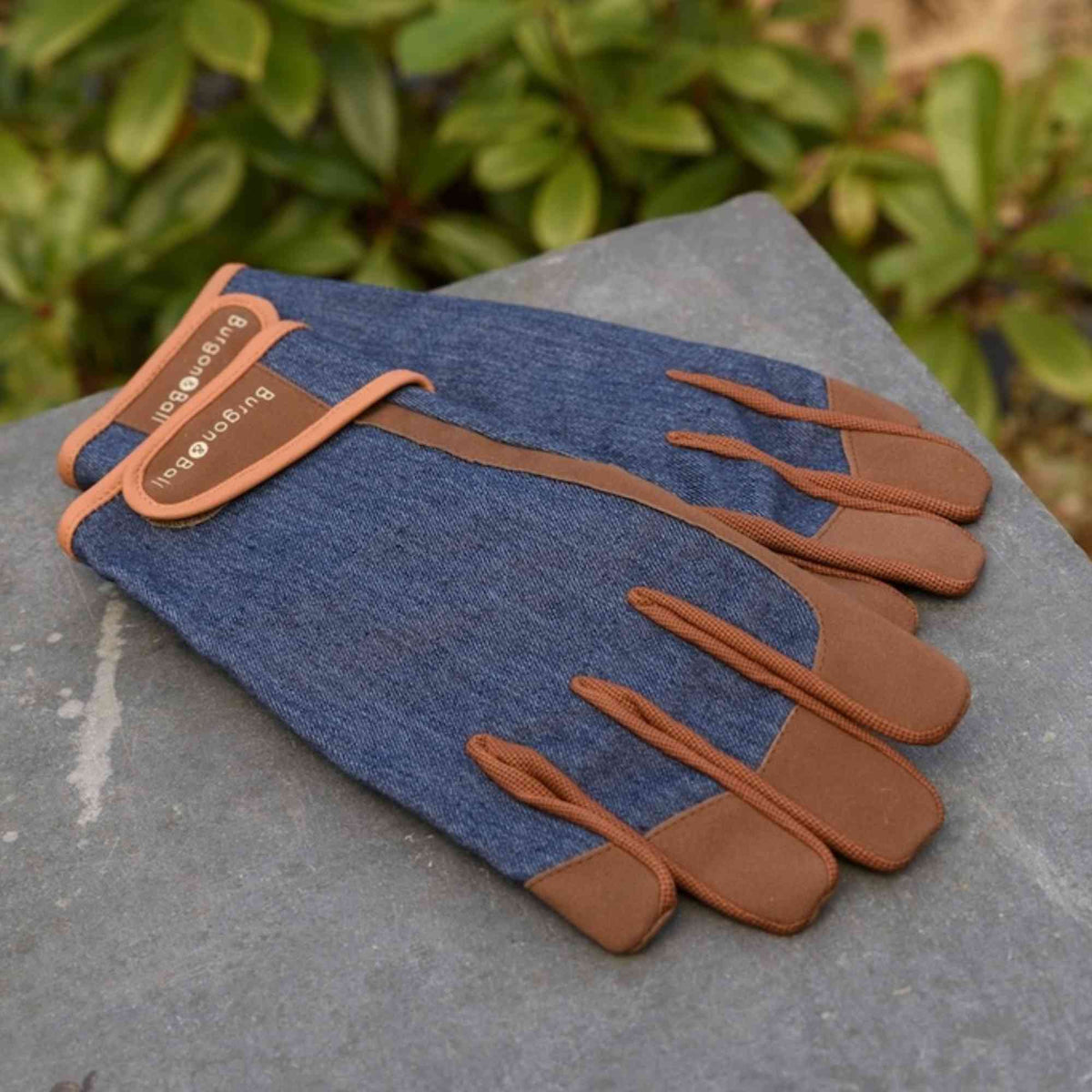Burgon & Ball Dig the Glove | Denim Home & Garden > Garden Tools > Gardening Gloves - Minimalist Gardener