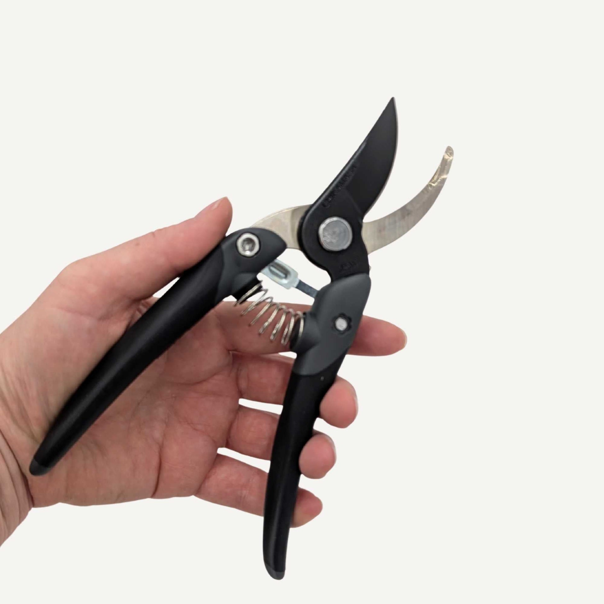 Chikamasa Japanese JP - 3000FBK Florist Pruner Home & Garden > Garden Tools > Shears - Minimalist Gardener