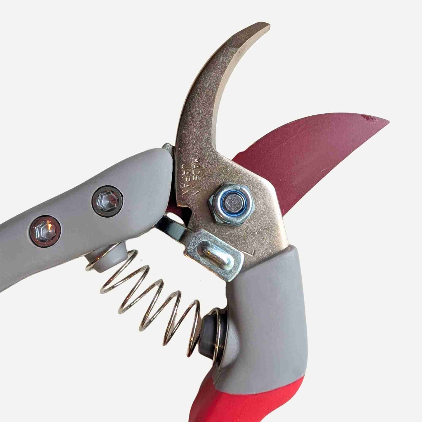 Chikamasa Japanese PS - 7G Lightweight Secateurs Home & Garden > Garden Tools > Shears - Minimalist Gardener