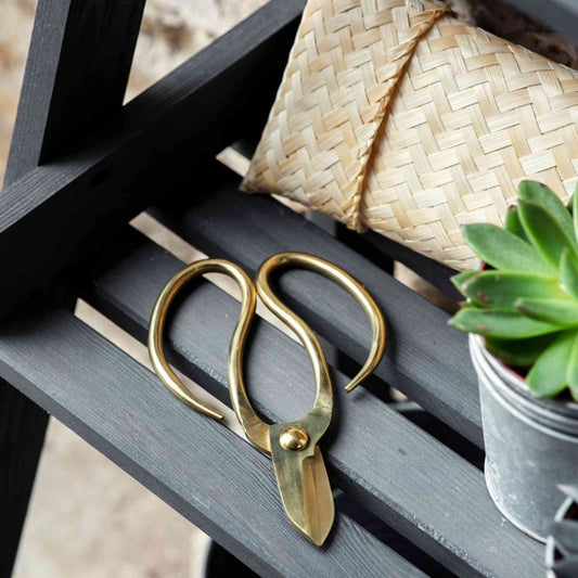 Garden Scissors in Bamboo Bag | Polished Brass Finish Home & Garden > Garden Tools > Shears - Minimalist Gardener