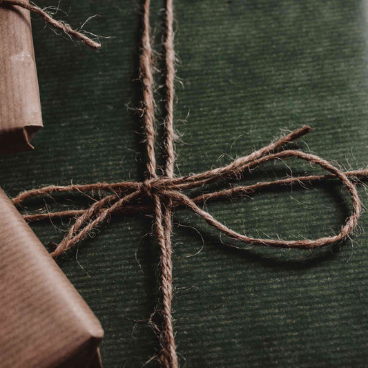 Gift Wrapping Gift Wrapping - Minimalist Gardener