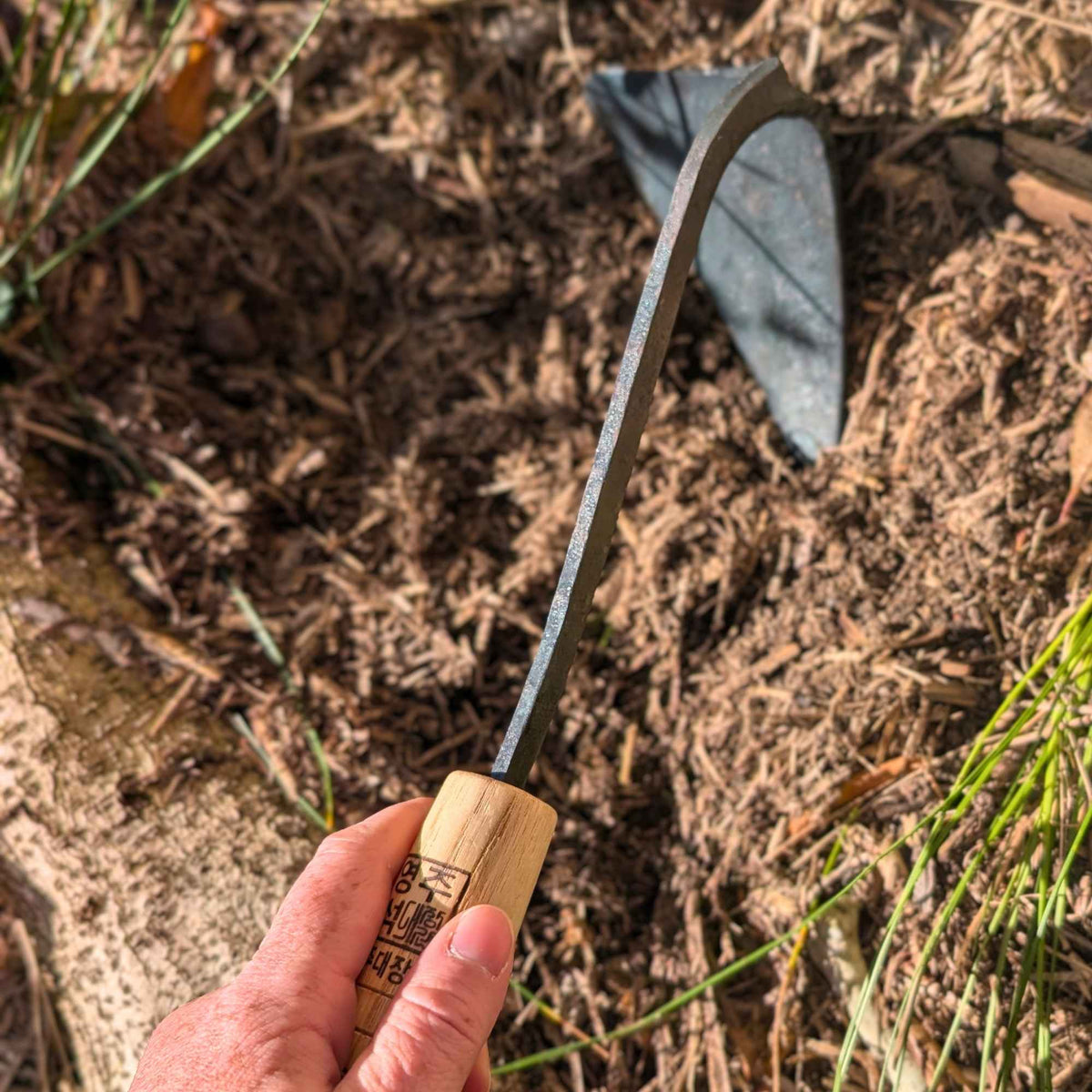Handmade Forged Youngju Korean Homi Hoe | Medium Home & Garden > Garden Tools > Hand Tools - Minimalist Gardener