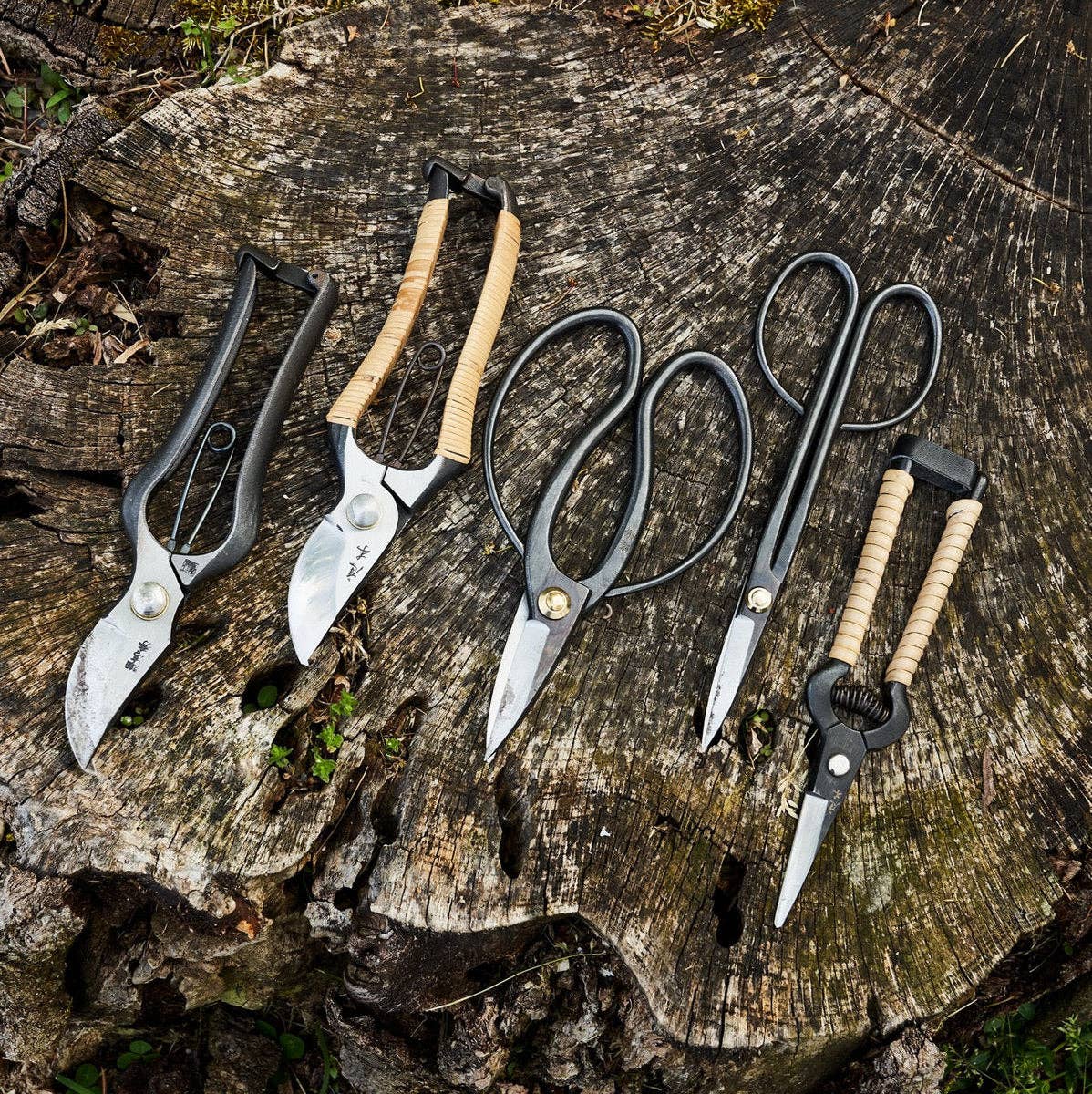 Handmade Niwaki Rattan Secateurs - Minimalist Gardener