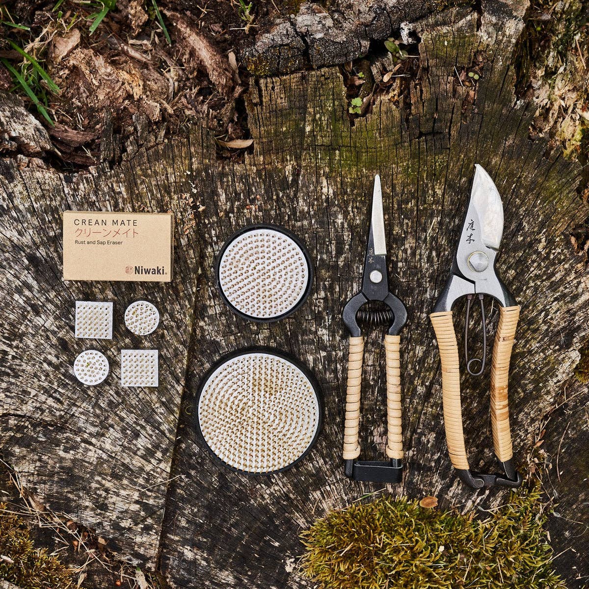 Handmade Niwaki Rattan Secateurs - Minimalist Gardener