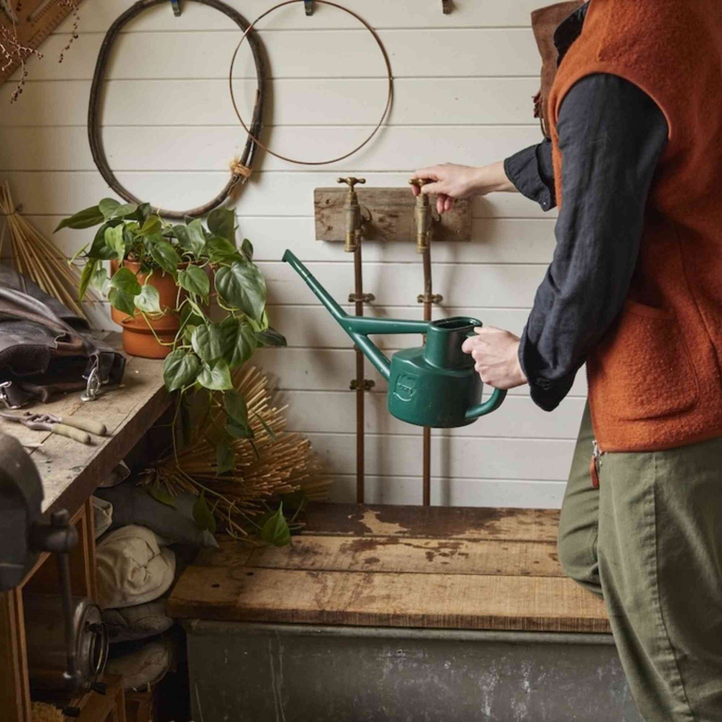 Haws The Sutton Splash Watering Can | Green 2.25l Home & Garden > Garden Tools > Watering Can - Minimalist Gardener