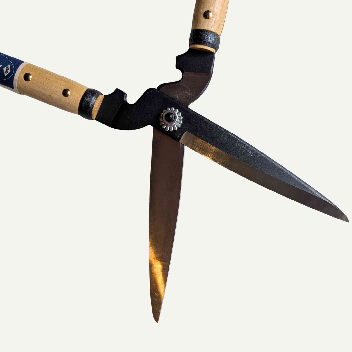 Karikichi Japanese Short Hedge Shears Home & Garden > Garden Tools > Hedge Shears - Minimalist Gardener