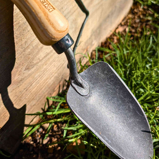 Krumpholz Hand - Forged Classic Trowel Home & Garden > Garden Tools > Hand Tools - Minimalist Gardener