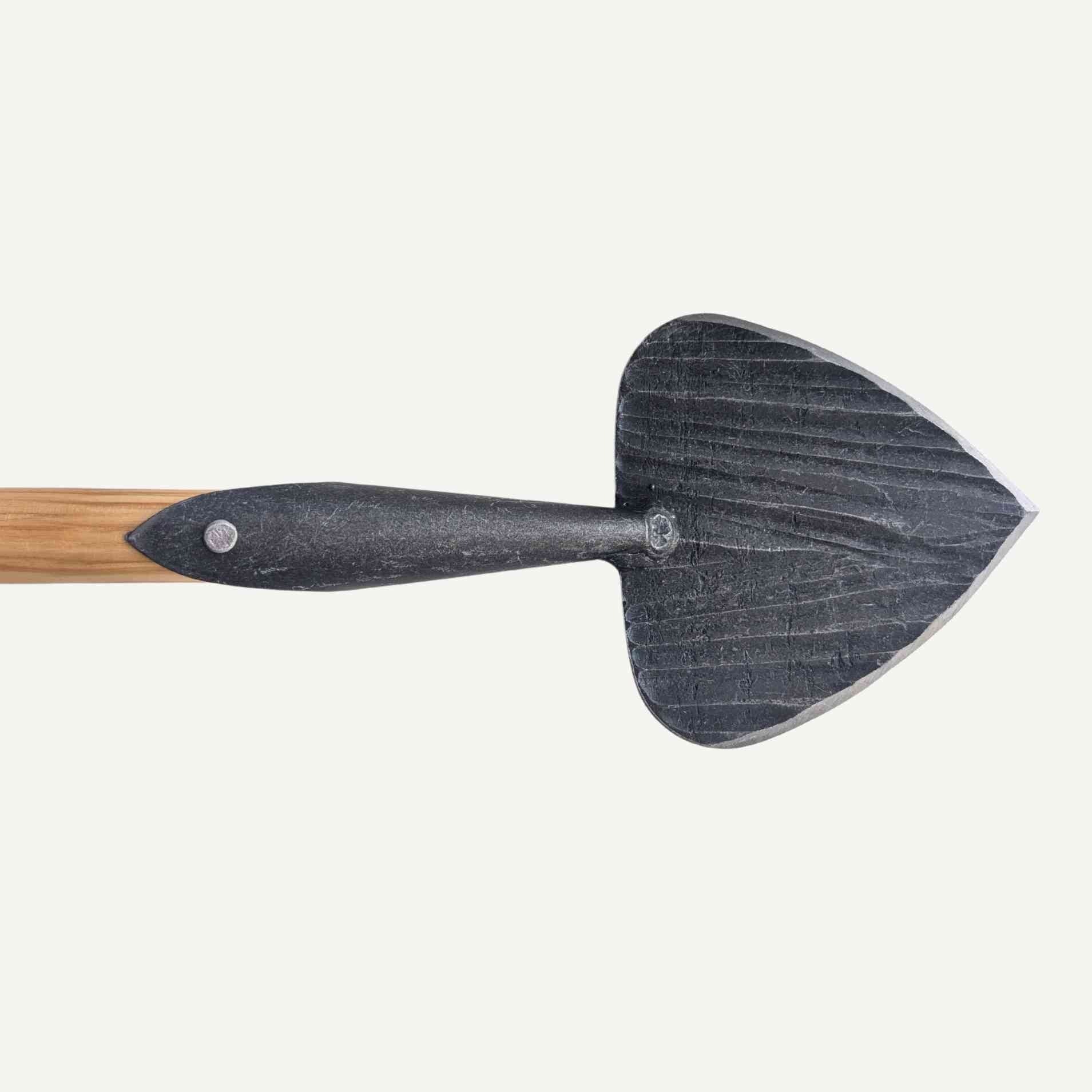Krumpholz Hand-Forged Mid-Reach Spade | 55cm Home & Garden > Garden Tools > Hand Tools - Minimalist Gardener