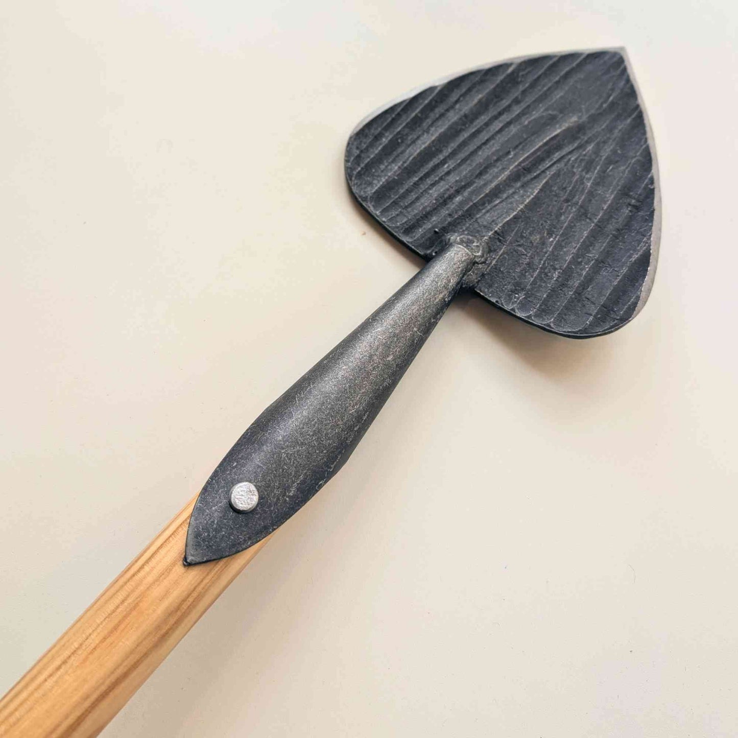 Krumpholz Hand-Forged Mid-Reach Spade | 55cm Home & Garden > Garden Tools > Hand Tools - Minimalist Gardener