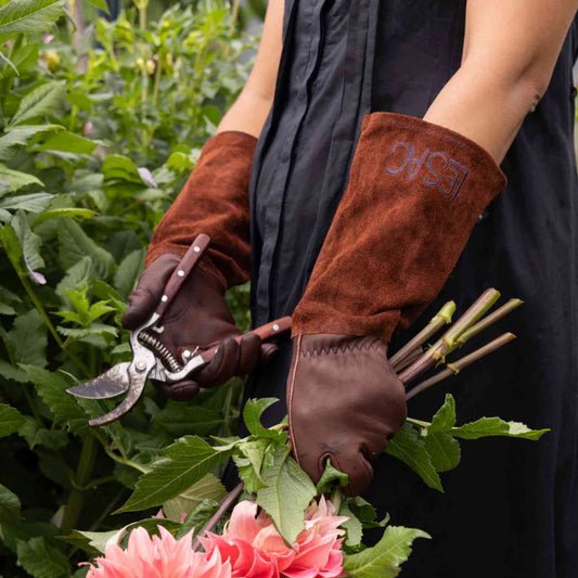 Le Sac Thorn Proof Leather Gardening Gloves Home & Garden > Garden Tools > Gloves - Minimalist Gardener