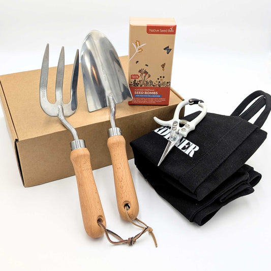 The Beginner Gardener's Garden Gift Pack Home & Garden > Garden Accessories > Gardening Gifts and Kits - Minimalist Gardener