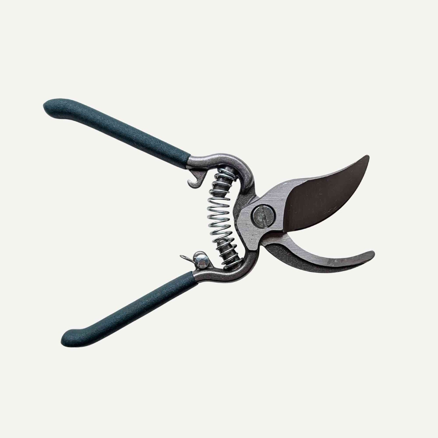 Tiller & Rowe Heavy Duty Bypass Secateurs Home & Garden > Garden Tools > Secateurs - Minimalist Gardener